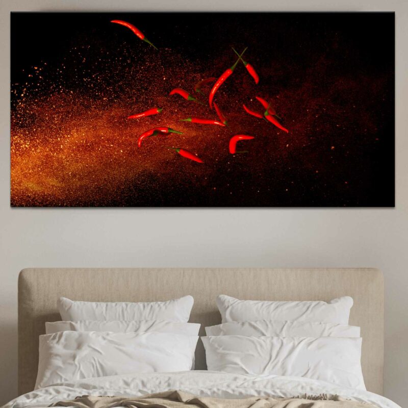 Tableau Piments éparpillés sur fond noir
