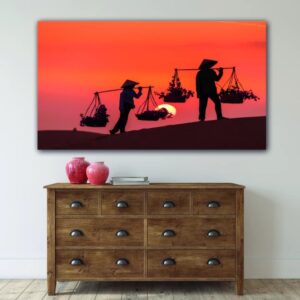 Tableau Dune de Mui Ne Vietnam. Bonne qualité, original, accrochée sur un mur au dessus d'une table dans un salon
